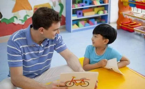 兼职 英语口语咋学才管用？免费对话场景8000句天天练靠谱不？