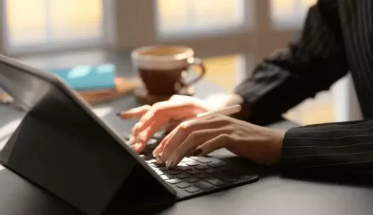 上班族适合干啥副业，下班后搞点啥能赚钱又自由又靠谱？