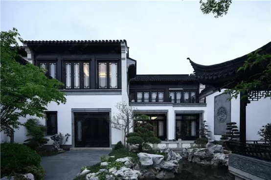 假期兼职爬楼拍照片真实又简单，体验收获能有多少呀？