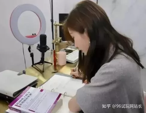 想干副业却不知道干啥？适合女性下班后一个人能做哪些？