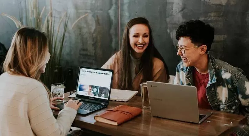 修车人业余时间干点啥副业好，用电脑搞点啥副业能多挣钱又省事？