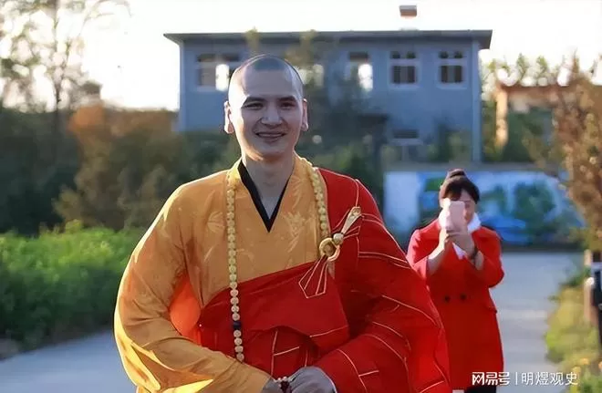 怎么出家做和尚？需要满足哪些条件？兼职做和尚有啥好处？