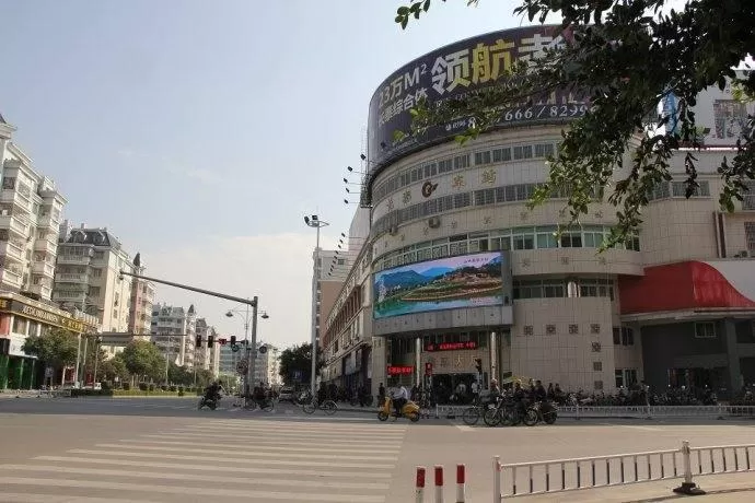 小县城有车晚上下班适合干点啥副业比如修车一个人靠谱吗？