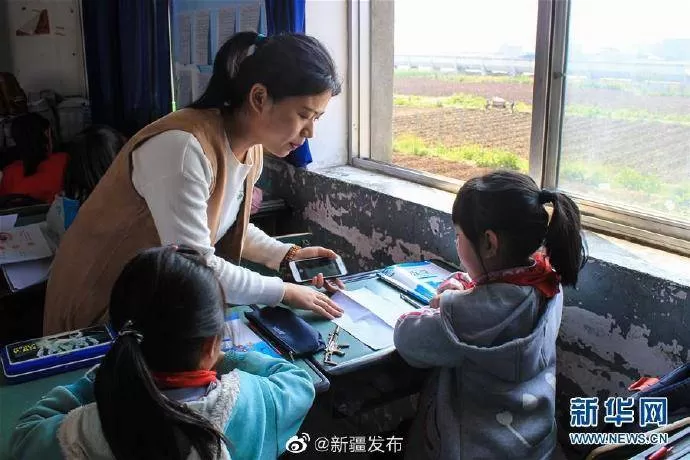 乡村特岗女教师到底有哪些靠谱副业啊，不影响教学还能增收吗？