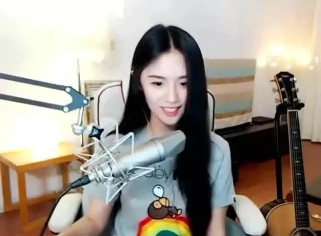 女生下班后做什么副业比较挣钱？适合上班族的有哪些？