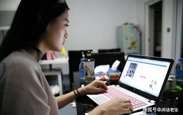 女性上班族,哪些副业不用本钱不用店铺,还能轻松做?