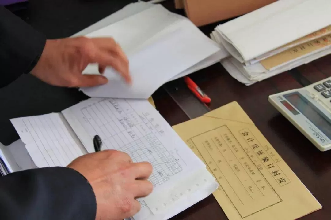 主角以副业为主逆袭的小说，你管这叫合理吗？有哪些值得推荐？