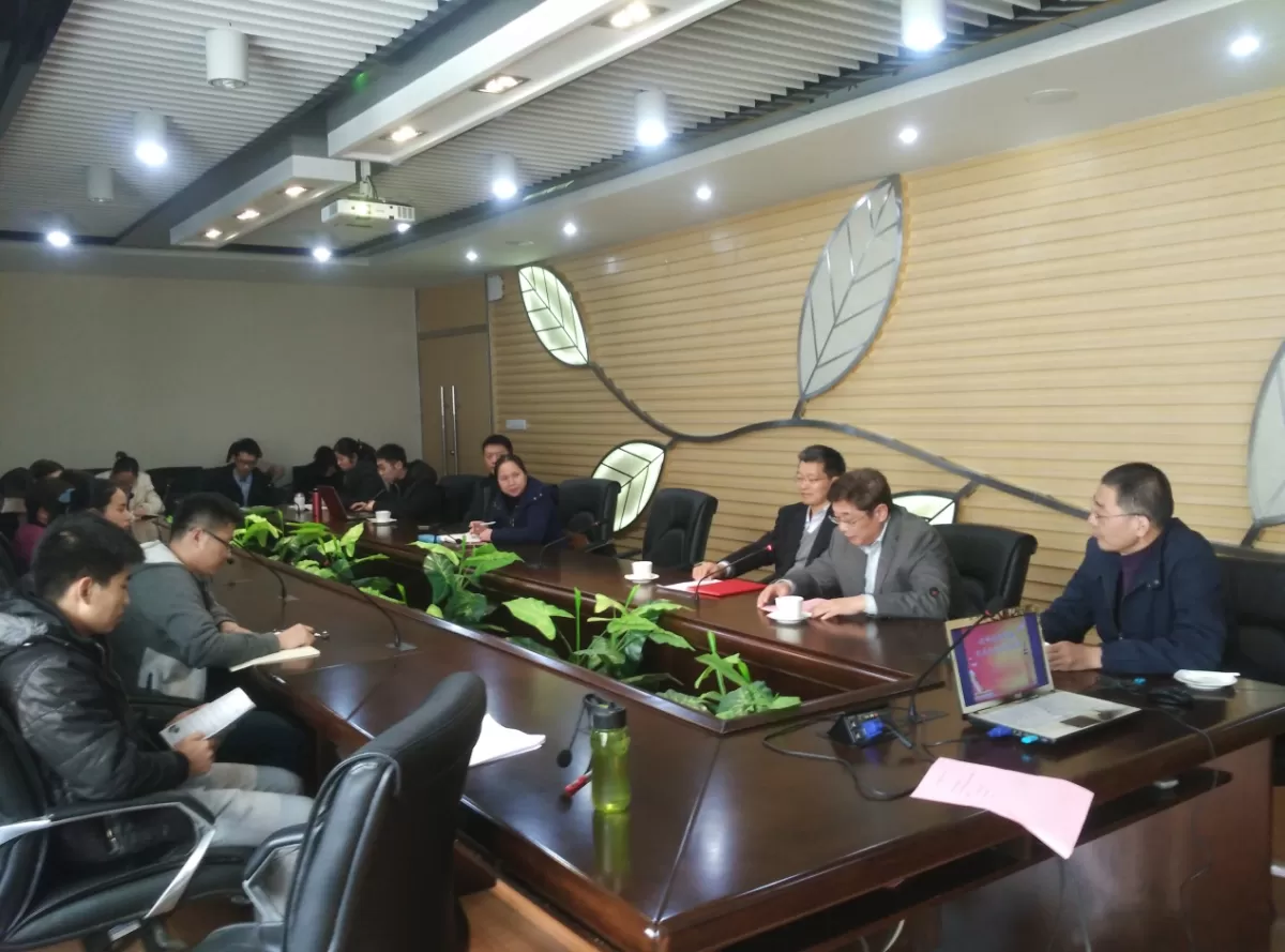 大学教授能做会计兼职吗？线上接单不坐班一个月多少钱呀？